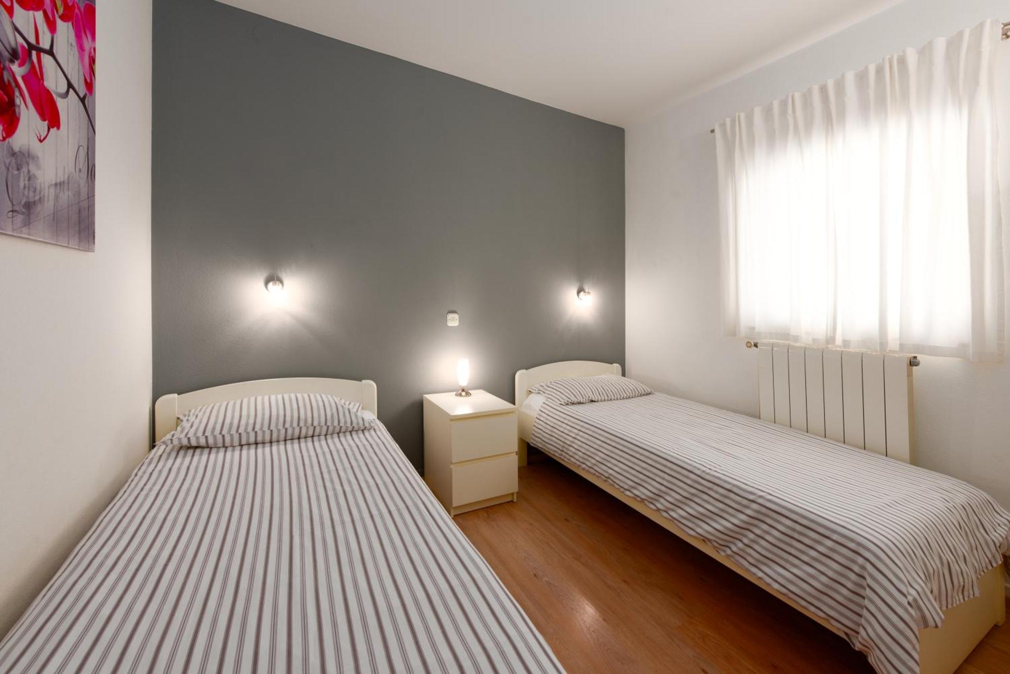 Apartments Dorijan With Pool マトゥリ エクステリア 写真